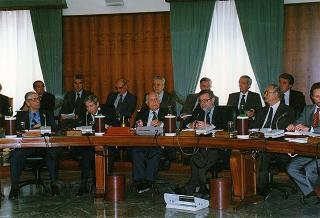 Roma, Palazzo dei Marescialli: intervento del Presidente della Repubblica alla seduta straordinaria del CSM per la discussione e l'approvazione della "Relazione al Parlamento sullo stato della giustizia per l'anno 1996"