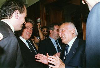 Roma, Palazzo dei Marescialli: intervento del Presidente della Repubblica alla seduta straordinaria del CSM per la discussione e l'approvazione della "Relazione al Parlamento sullo stato della giustizia per l'anno 1996"