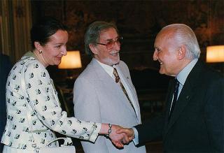 Federico Di Santo, con la moglie e la figlia