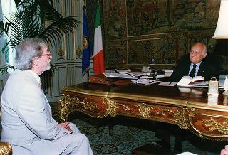 Federico Di Santo, con la moglie e la figlia