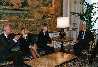 Andrea Costa e Walter Lugli, rispettivamente presidente e amministratore delegato della Contship Italia, con Roberta Falqui, amministratore delegato del Medcenter Container Terminal di Gioia Tauro