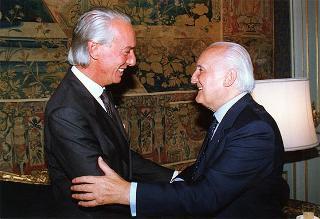 Andrea Costa e Walter Lugli, rispettivamente presidente e amministratore delegato della Contship Italia, con Roberta Falqui, amministratore delegato del Medcenter Container Terminal di Gioia Tauro