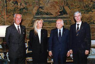 Andrea Costa e Walter Lugli, rispettivamente presidente e amministratore delegato della Contship Italia, con Roberta Falqui, amministratore delegato del Medcenter Container Terminal di Gioia Tauro