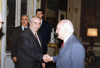 Massimo Annesi, presidente dell'Associazione per lo sviluppo dell'industria nel Mezzogiorno, con Antonino Novacco e Salvatore Cafiero, rispettivamente vicepresidente e direttore della SVIMEZ