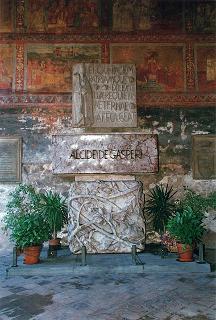 Roma, Chiesa di S. Lorenzo al Verano: celebrazione di una Messa in suffragio di Alcide De Gasperi, per il 42° anniversario della scomparsa