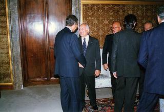 Venezia: intervento del Presidente della Repubblica all'inaugurazione della Mostra "Giambattista Tiepolo, 1696-1996" e successiva visita alla Mostra "L'immagine dello spirito. Icone dalle terre russe, Collezione Ambroveneto"