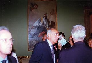 Venezia: intervento del Presidente della Repubblica all'inaugurazione della Mostra "Giambattista Tiepolo, 1696-1996" e successiva visita alla Mostra "L'immagine dello spirito. Icone dalle terre russe, Collezione Ambroveneto"