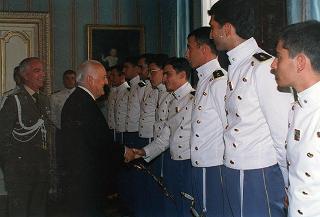 Delegazione di ufficiali ed allievi dell'Accademia della Guardia di finanza, in servizio di guardia d'onore al Palazzo del Quirinale