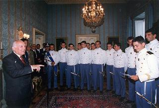 Delegazione di ufficiali ed allievi dell'Accademia della Guardia di finanza, in servizio di guardia d'onore al Palazzo del Quirinale