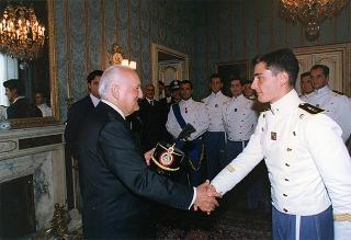 Delegazione di ufficiali ed allievi dell'Accademia della Guardia di finanza, in servizio di guardia d'onore al Palazzo del Quirinale