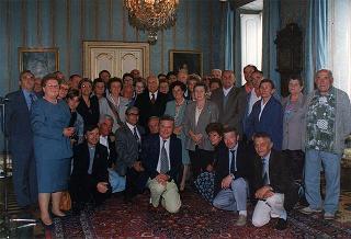 Don Livio Checchinato, con una delegazione di cittadini del Comune di Cerano (Novara)