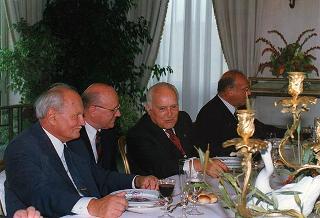 Incontro e colazione in onore del Presidente della Repubblica di Ungheria Arpad Goencz