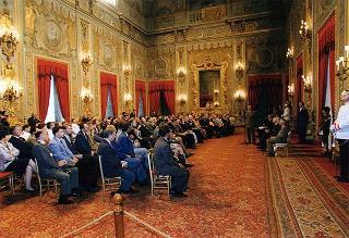 Gen. c. a. Carlo Jean, presidente del Centro Alti Studi Difesa, con una delegazione di partecipanti alla "Sessione europea di studi sulla sicurezza" sul tema "L'Europa ed i suoi vicini: riflessioni per una politica di sicurezza comune" ed al Seminario con la "Moscow School of Political Studies"