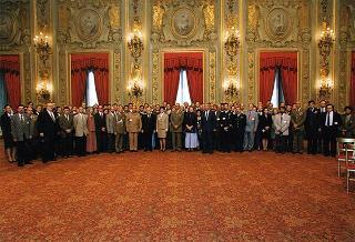 Gen. c. a. Carlo Jean, presidente del Centro Alti Studi Difesa, con una delegazione di partecipanti alla "Sessione europea di studi sulla sicurezza" sul tema "L'Europa ed i suoi vicini: riflessioni per una politica di sicurezza comune" ed al Seminario con la "Moscow School of Political Studies"