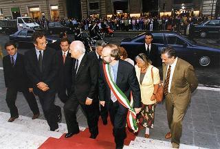 Roma, Palazzo delle Esposizioni: intervento all'inaugurazione della Mostra "Ultime generazioni"