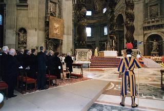 Città del Vaticano: intervento del Presidente della Repubblica alla Messa, celebrata dal Santo Padre Giovanni Paolo II, nel 50° anniversario della sua ordinazione sacerdotale