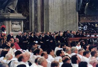 Città del Vaticano: intervento del Presidente della Repubblica alla Messa, celebrata dal Santo Padre Giovanni Paolo II, nel 50° anniversario della sua ordinazione sacerdotale