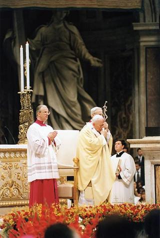 Città del Vaticano: intervento del Presidente della Repubblica alla Messa, celebrata dal Santo Padre Giovanni Paolo II, nel 50° anniversario della sua ordinazione sacerdotale