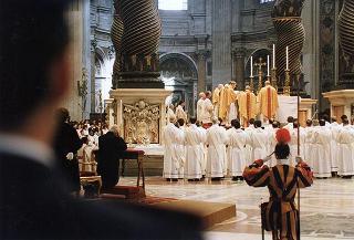 Città del Vaticano: intervento del Presidente della Repubblica alla Messa, celebrata dal Santo Padre Giovanni Paolo II, nel 50° anniversario della sua ordinazione sacerdotale