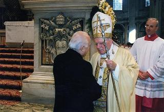 Città del Vaticano: intervento del Presidente della Repubblica alla Messa, celebrata dal Santo Padre Giovanni Paolo II, nel 50° anniversario della sua ordinazione sacerdotale