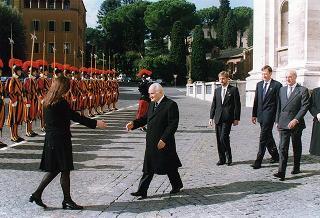 Città del Vaticano: intervento del Presidente della Repubblica alla Messa, celebrata dal Santo Padre Giovanni Paolo II, nel 50° anniversario della sua ordinazione sacerdotale