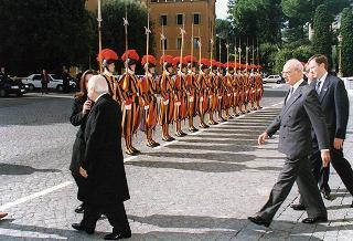 Città del Vaticano: intervento del Presidente della Repubblica alla Messa, celebrata dal Santo Padre Giovanni Paolo II, nel 50° anniversario della sua ordinazione sacerdotale