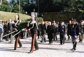 Roma, Mausoleo Ardeatino: deposizione di una corona d'alloro in occasione delle celebrazioni del Giorno dell'Unità Nazionale