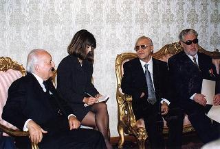 Prof. Tommaso Daniele, presidente dell'Unione italiana ciechi, con il Consiglio direttivo