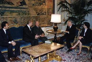 Esponenti della casa Editrice Einaudi, per presentare il volume Dall'Alto Medioevo all'età dei ghetti