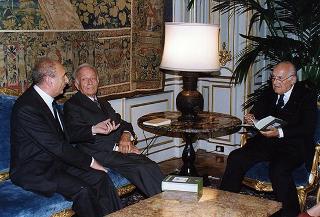 Esponenti della casa Editrice Einaudi, per presentare il volume Dall'Alto Medioevo all'età dei ghetti