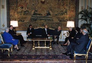 Esponenti della casa Editrice Einaudi, per presentare il volume Dall'Alto Medioevo all'età dei ghetti