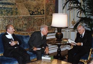 Esponenti della casa Editrice Einaudi, per presentare il volume Dall'Alto Medioevo all'età dei ghetti