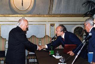Roma, Camera dei Deputati, Sala del Cenacolo: intervento del Presidente della Repubblica alla tavola rotonda sul tema "Chi governa le telecomunicazioni?"