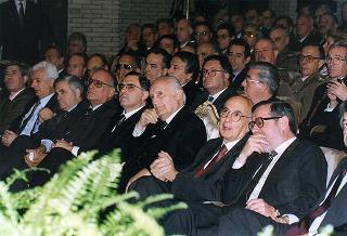 Roma: intervento del Presidente della Repubblica alla Scuola ufficiali carabinieri, in occasione dell'inaugurazione dell'anno accademico 1996-1997
