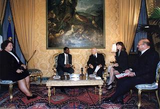 Incontro con il Primo Ministro del Commonwealth di Dominica Edison James