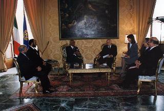 Incontro con il Presidente della Repubblica Cooperativistica della Guyana Cheddi Jagan