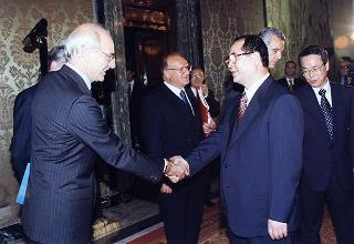 Incontro con il Primo Ministro della Repubblica di Corea Lee Soo Sung