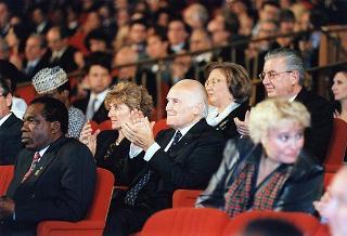 Roma, Auditorio dell'Accademia di S. Cecilia: intervento del Presidente della Repubblica al concerto in onore dei partecipanti al Vertice mondiale sull'alimentazione promosso dalla FAO