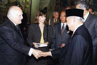 Incontro con il Presidente della Repubblica di Indonesia gen. Soeharto