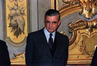 Esponenti del Centro nazionale per la bontà nella scuola, il Comitato promotore ed i vincitori del 46° Premio nazionale "Livio Tempesta"