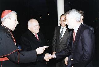 Roma: intervento del Presidente della Repubblica all'inaugurazione del Convegno "I giovani nella società che cambia. Il ruolo della scienza nella formazione e nel lavoro", in occasione del 50° anniversario di fondazione di Villa Nazareth