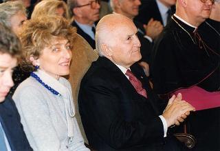 Roma: intervento del Presidente della Repubblica all'inaugurazione del Convegno "I giovani nella società che cambia. Il ruolo della scienza nella formazione e nel lavoro", in occasione del 50° anniversario di fondazione di Villa Nazareth