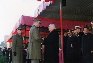 Roma, Scuola del Genio, Città Militare della Cecchignola: intervento del Presidente della Repubblica alla cerimonia in onore dei Caduti e del personale impegnato nell'attività di sminamento e di bonifica da ordigni esplosivi, nella ricorrenza di S. Barbara e del giuramento degli allievi del 165° Corso ABC del Genio