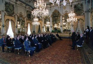 Guido Farolfi, presidente della Sezione d'Italia dell'Associazione dei giornalisti europei, con una delegazione