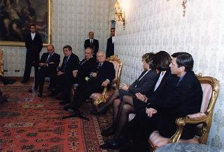 Il Presidente della Repubblica Scalfaro incontra l'avv. Marina Magistrelli, coordinatore nazionale del Movimento per l'Ulivo, con una delegazione