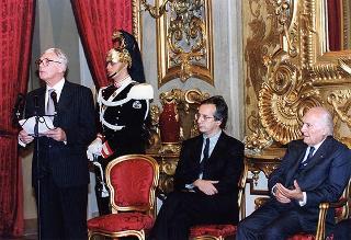 Intervento del Presidente della Repubblica Scalfaro alla cerimonia di conferimento dei "Premi nazionali per la traduzione" 1994, 1995 e 1996