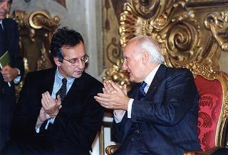 Intervento del Presidente della Repubblica Scalfaro alla cerimonia di conferimento dei "Premi nazionali per la traduzione" 1994, 1995 e 1996