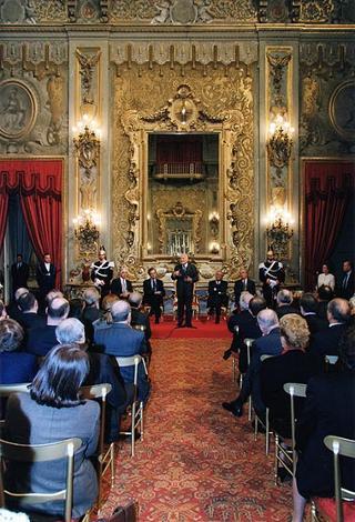 Intervento del Presidente della Repubblica Scalfaro alla cerimonia di conferimento dei "Premi nazionali per la traduzione" 1994, 1995 e 1996