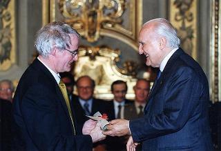 Intervento del Presidente della Repubblica Scalfaro alla cerimonia di conferimento dei "Premi nazionali per la traduzione" 1994, 1995 e 1996