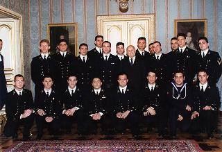 Delegazione di allievi ufficiali dell'Accademia Navale di Livorno in servizio di guardia d'onore al Palazzo del Quirinale
